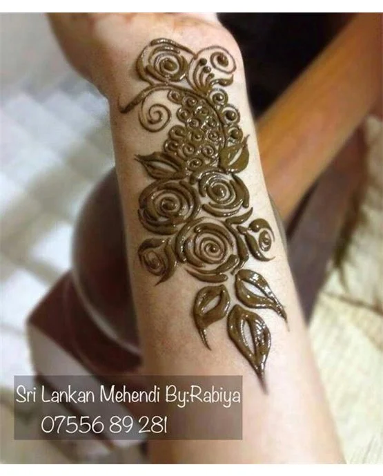 Classic Motif Arabic Mehndi Design Coverage