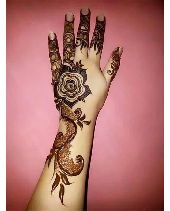 Classic Wrap On Band Arabic Mehndi Design