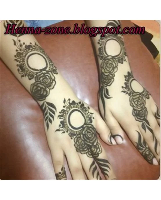 Cluster Inspired Lovely Arabic Mehndi Design