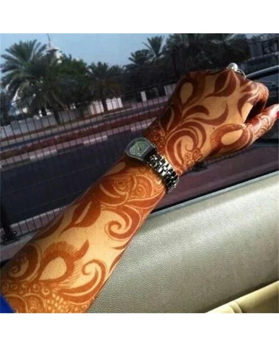 Petal And Peacock Radiant Arabic Mehndi Design Inspiration