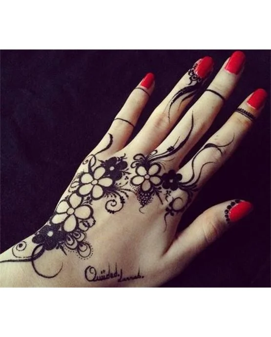 Silhouette And Hook Contemporary Arabic Mehndi Design Effect