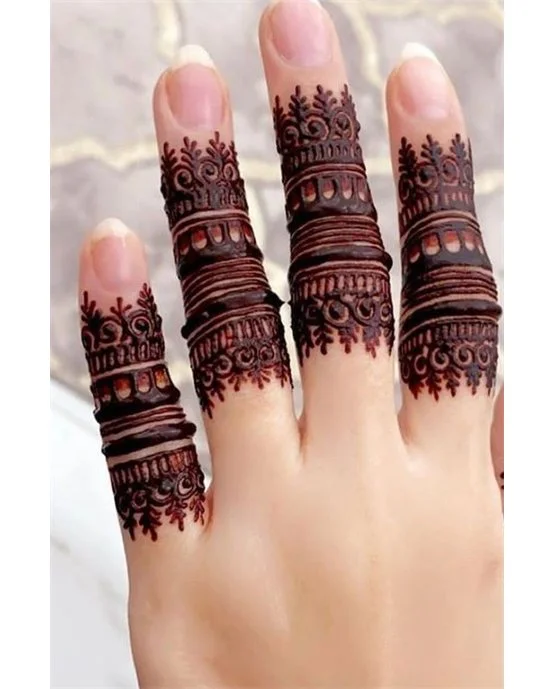 Bloom Inspired Chic Ring Finger Mehndi Design Bloom Inspired Chic Ring Finger Mehndi Design