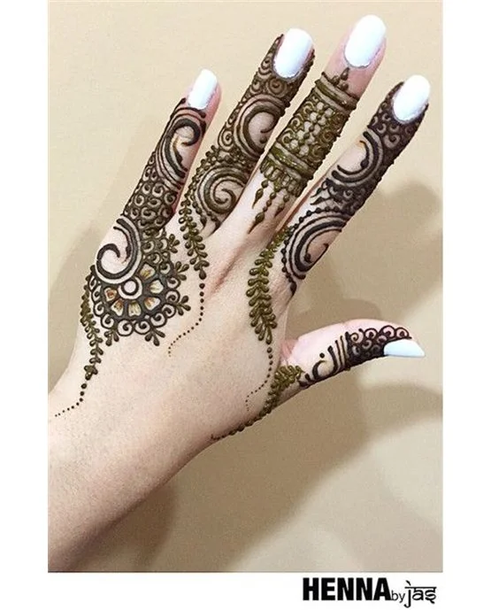 Graceful Mix Coverage Using Royal Finger Mehndi Design Graceful Mix Coverage Using Royal Finger Mehndi Design