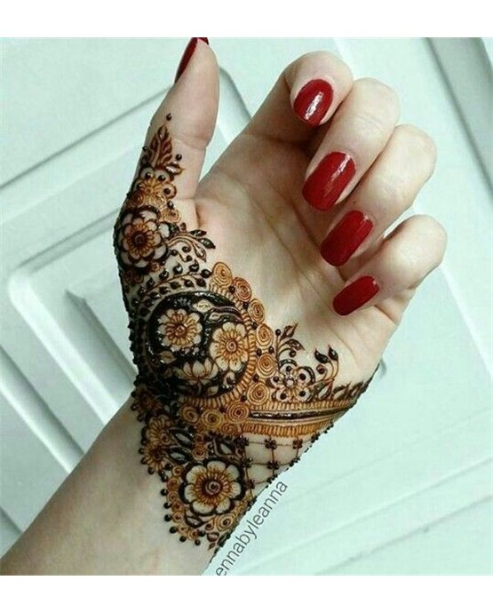 Opulent Concept Blending Into Dome Royal Finger Mehndi Design Opulent Concept Blending Into Dome Royal Finger Mehndi Design