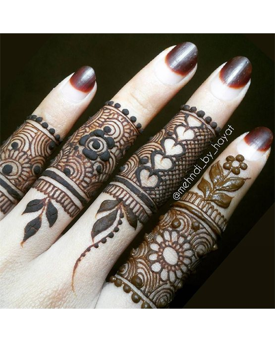 Sketch And Scallop Luxurious Royal Finger Mehndi Design Art Sketch And Scallop Luxurious Royal Finger Mehndi Design Art