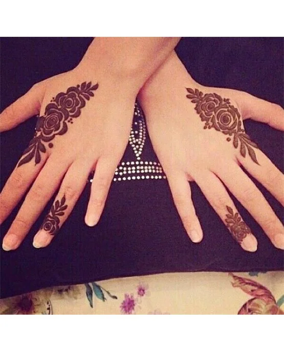 Cuff Inspired Ornate Simple Finger Mehndi Design Cuff Inspired Ornate Simple Finger Mehndi Design