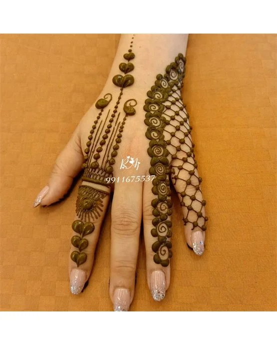 Beautiful Pathway Using Jasmine Stylish Finger Mehndi Design Beautiful Pathway Using Jasmine Stylish Finger Mehndi Design
