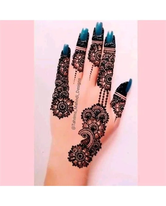 Bloom Inspired Chic Stylish Finger Mehndi Design Bloom Inspired Chic Stylish Finger Mehndi Design