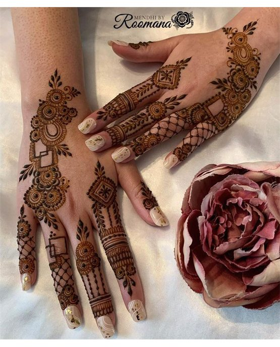 Fusion Sketch Idea On Stylish Finger Mehndi Design Fusion Sketch Idea On Stylish Finger Mehndi Design