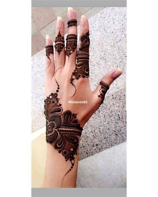 Gorgeous Paisley And Mesh Along Stylish Finger Mehndi Design Gorgeous Paisley And Mesh Along Stylish Finger Mehndi Design
