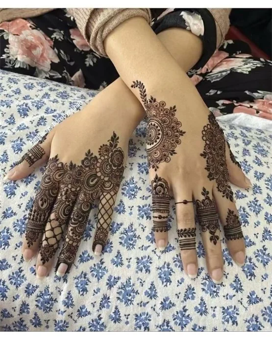 Twist And Loop Intricate Stylish Finger Mehndi Design Formation Twist And Loop Intricate Stylish Finger Mehndi Design Formation
